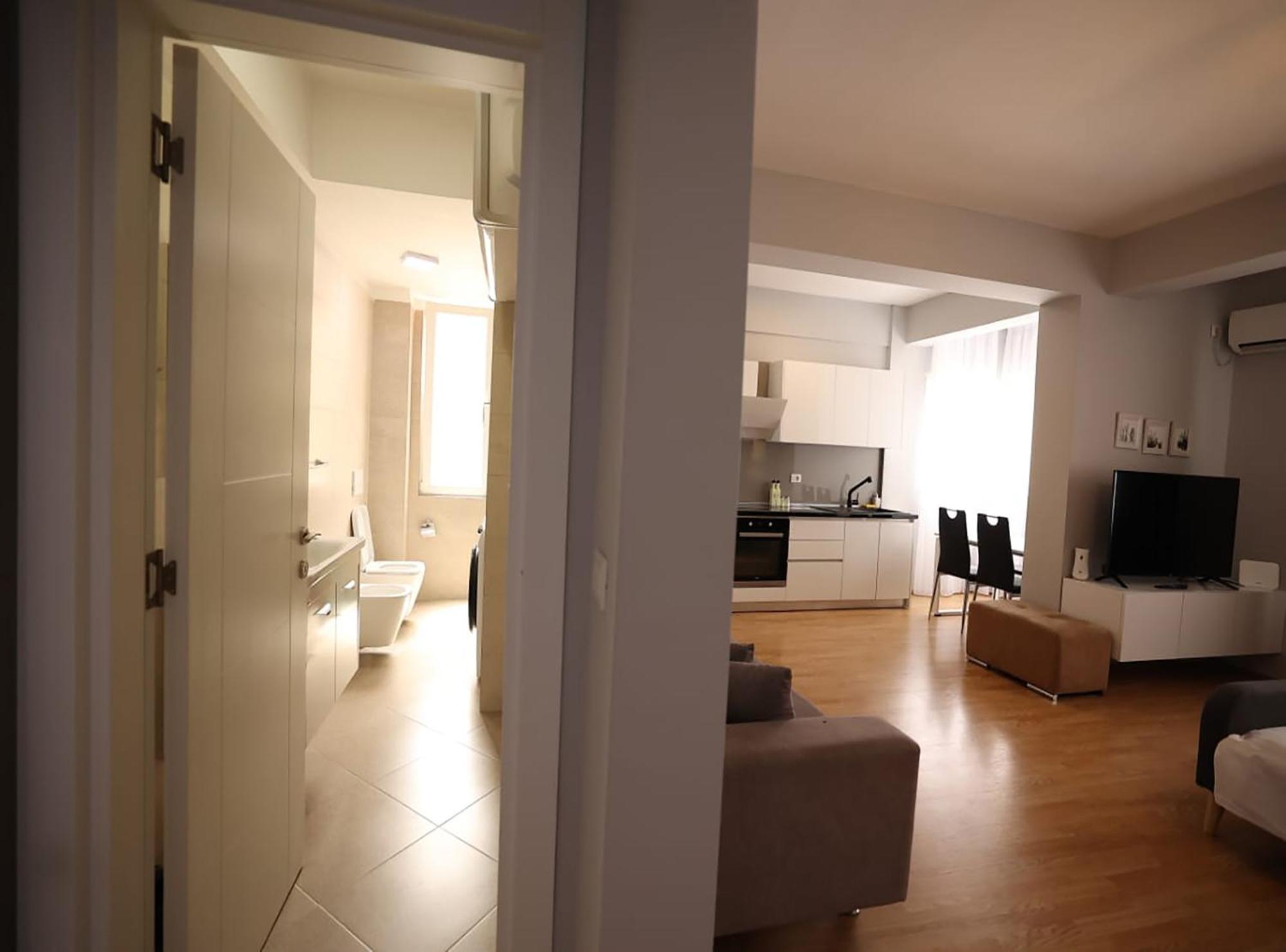 Arkle Apartment 3 Тирана Екстериор снимка
